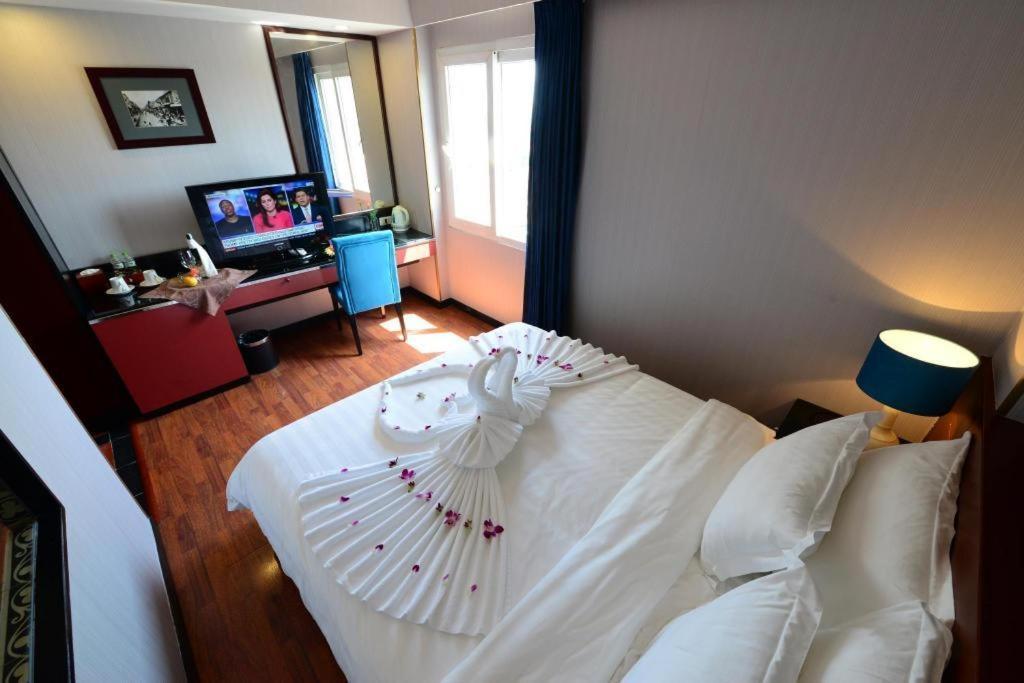 Hanoi Antique Legend Hotel Екстериор снимка